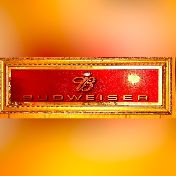 Budweiser mirror/logo wall decor. - Picture 1 of 2